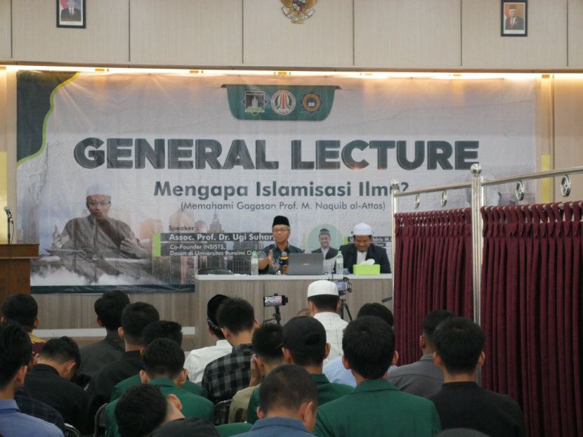 Sekolah Tinggi Agama Islam Luqman Al-Hakim (STAIL), Surabaya, menyelenggarakan general lecture, dengan mengangkat tema “Mengapa Islamisasi Ilmu? (Memahami Gagasan Prof M Naquuib Al-Attas)”, Senin (21/11/2022). (Foto-foto: Dok STAIL Surabaya)