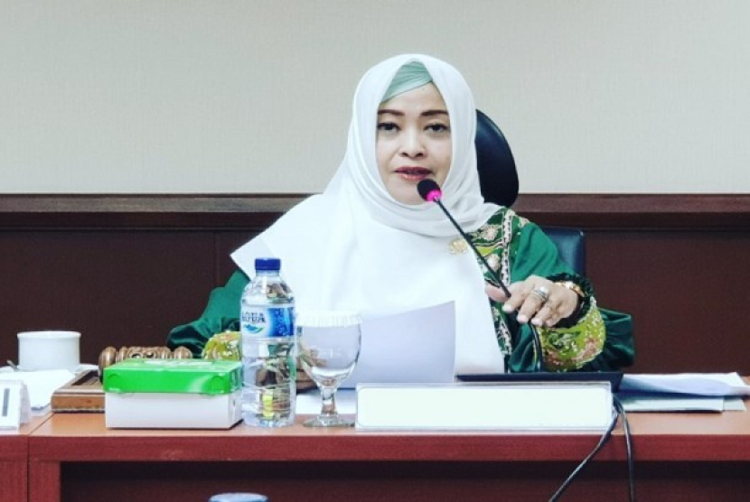 Anggota DPD RI Dapil DKI Jakarta Fahira Idris mengungkapkan, persoalan UKT harus dibenahi. (Dok. Matapantura.republika.co.id)