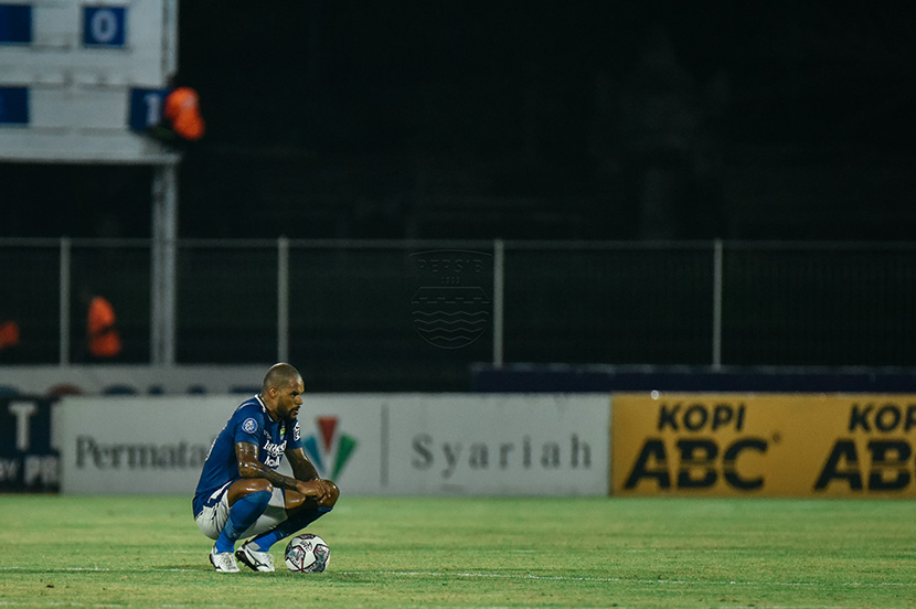  Persib Bandung Vs Persikabo. Meski masih tumpul, striker baru Persib David Da Silva menjadi ancaman. Ilustrasi. 