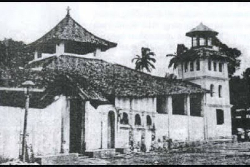 Masjid As-Salafiah di Jatinegara Kaum, dekat Pulo Gadung, Jakarta Timur. Sejumlah masjid di Jakarta jadi rekomendasi untuk dikunjungi selama Ramadhan. Foto: IST.