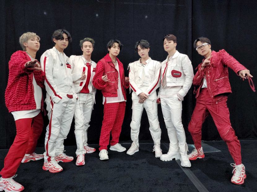 Konser Las Vegas BTS Hari Kedua, ARMY di Media Sosial Ngamuk Lihat Kelakuan  Fans di Lokasi kepada Jin