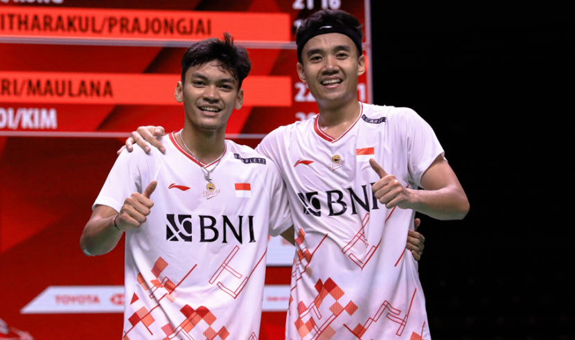 Dua pasangan ganda putra Indonesia mengalami nasib berbeda di semifinal Thailand Open 2023. Bagas Maulana/Muhammad Shohibul Fikri ke partai puncak, Marcus Fernaldi Gideon/Kevin Sanjaya Sukamuljo alias Minions gagal revans.