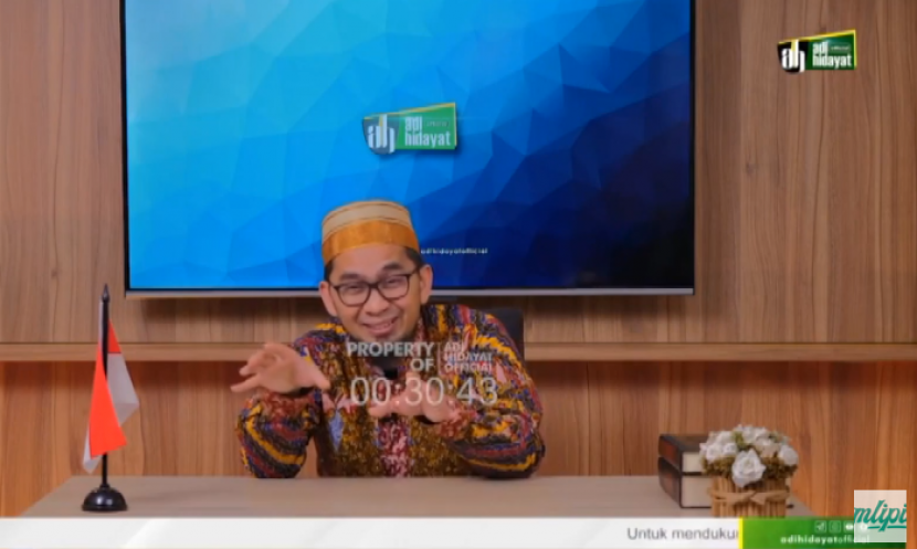 Ustadz Adi Hidayat  (SUmber: tangkapan layar youtube)