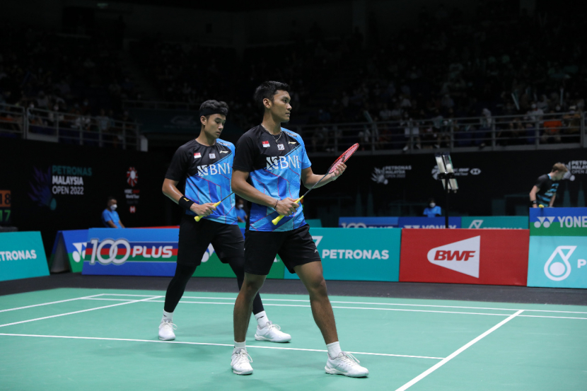 Pasangan ganda putra Indonesia, Bagas Maulana/Muhammad Shohibul Fikri melangkah ke babak kedua Malaysia Open 2022. Meski Indonesia hanya mengirimkan tiga wakilnya di ganda putra, Bakri/Fikri tetap optimistis.