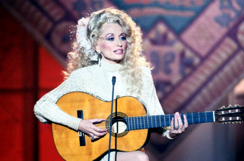 Instagram/dollyparton