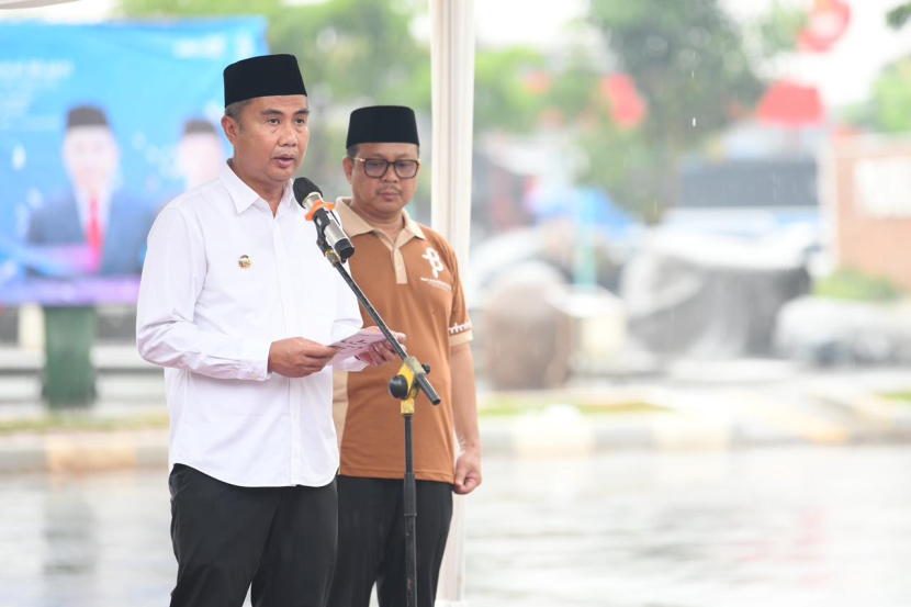 Penjabat Gubernur Jawa Barat Bey Machmudin di acara peringatan Hari Amal Bhakti (HAB) Ke-78 Kementerian Agama Tingkat Provinsi Jawa Barat