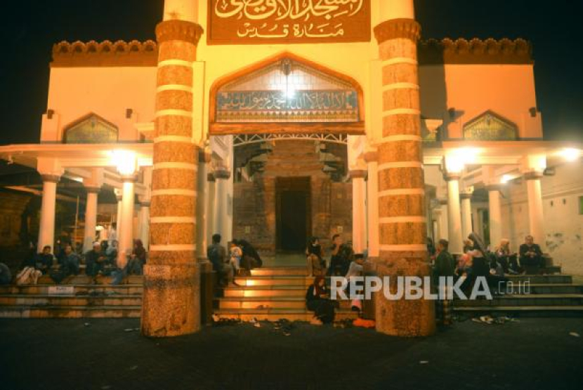  Masjid Menara Kudus, Jawa Tengah. Foto: Republika/Wihdan Hidayat