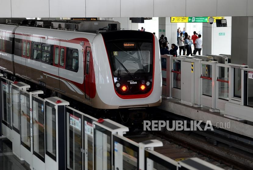LRT Jabodebek direncanakan beroperasi pada Agustus 2022.