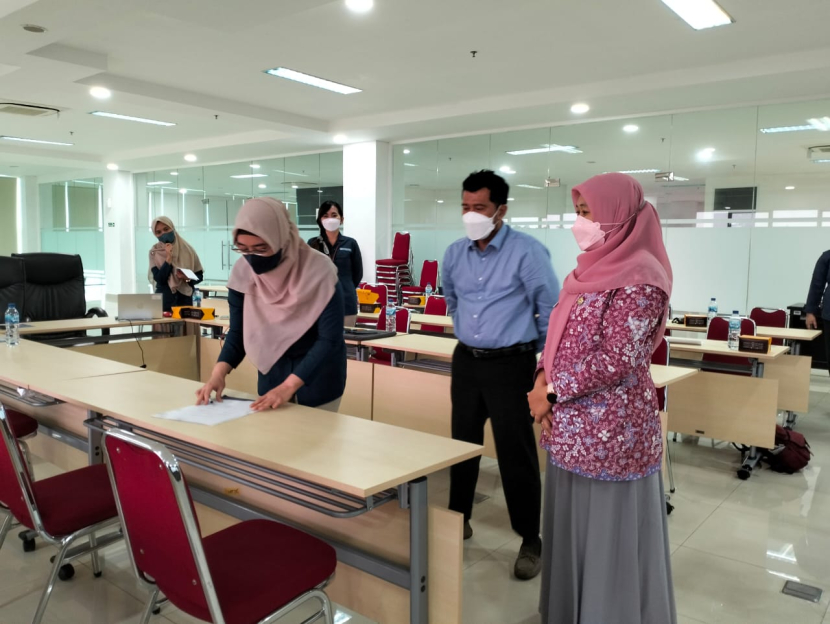 BPJS Kesehatan Cabang Depok memberikan sosialisasi pengendalian gratifikasi dan whistle blowing systems (WBS) kepada seluruh rumah sakit yang berkerjasama.Foto: ruzka.republika.co.id/ Supriyadi