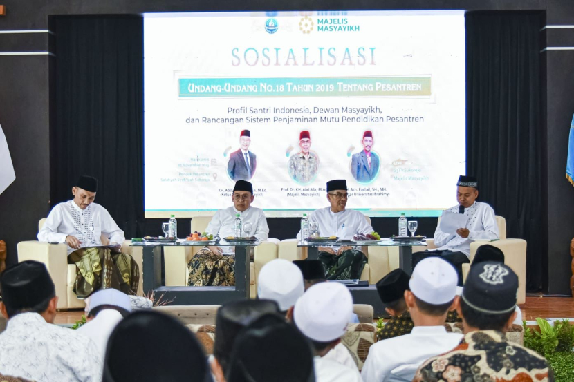 Sosialisasi Undang-Undang Nomor 18 Tahun 2019 tentang Pesantren di Pondok Pesantren Salafiyah Syafiiyah, Sukorejo, Situbondo, Jawa Timur, Kamis (2/11/2023). Dok Istimewa