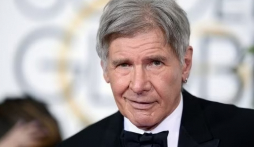 Aktor Indiana Jones 5, Harrison Ford, membantu memanggilkan tenaga medis ketika ada kru yang mendadak pingsan akibat serangan jantung. (EPA) 