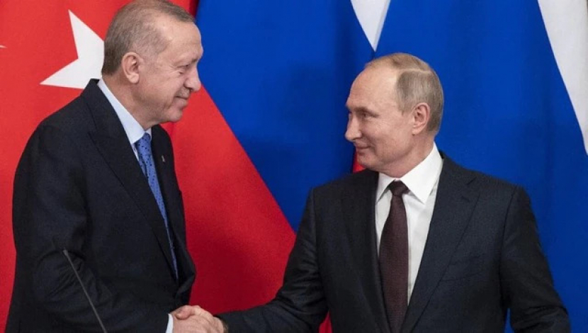 Presiden Rusia Vladimir Putin dan timpalannya dari Turki Recep Tayyip Erdogan di Kremlin di Moskow pada 5 Maret 2020. (Foto/AFP)