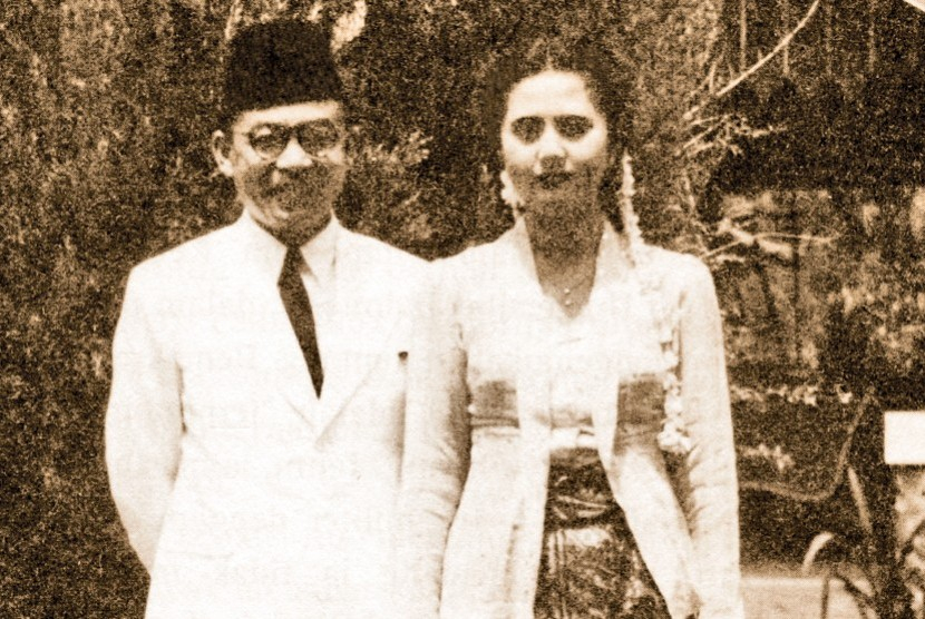 Bung Hatta dan Ibu Rahmi. Foto: Dok Republika.