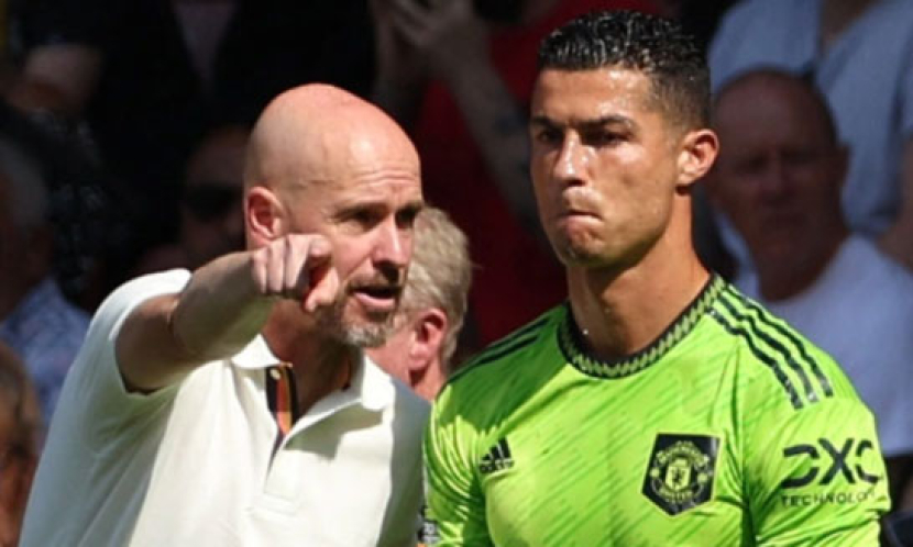 Bos baru Erik Ten Hag menolak menjamin Cristiano Ronaldo akan bertahan di Manchester United pekan ini.