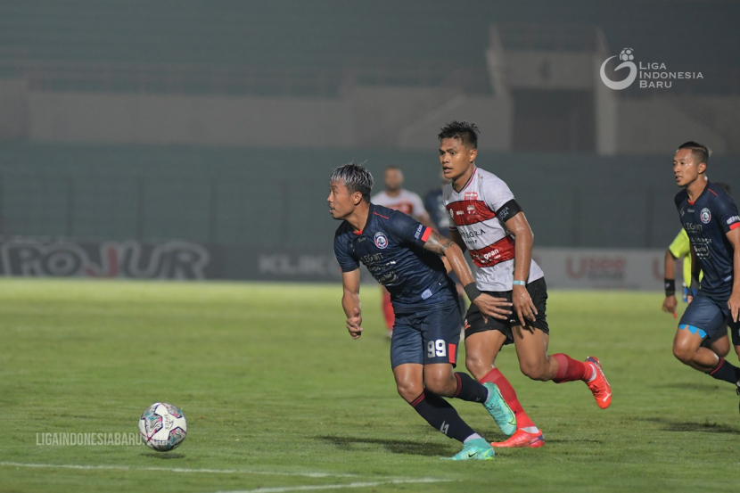 Arema FC kontra Madura United. Dok. Liga Indonesia Baru