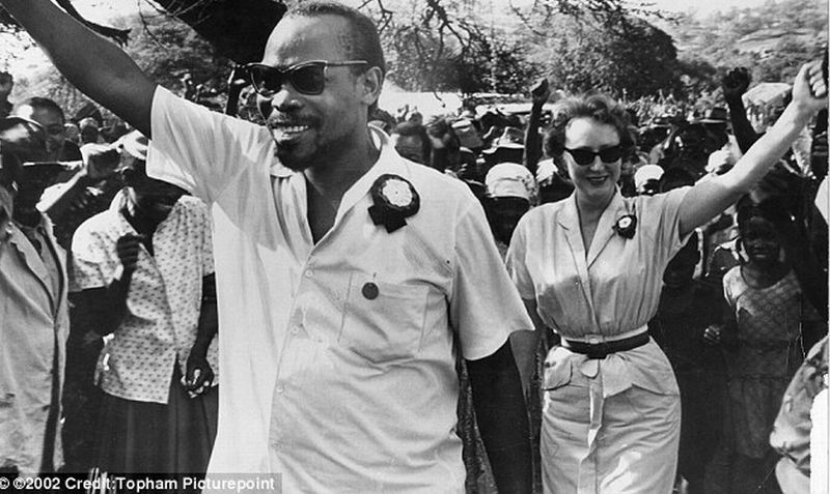 Presiden pertama Botswana Seretse Khama dan istrinya Ruth Williams. (Foto: Topham/Corbis/Daily Mail)