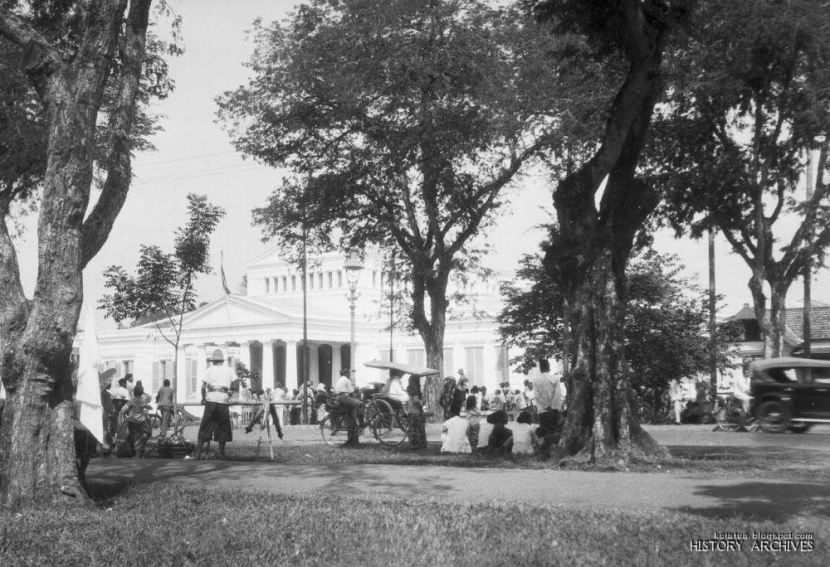 Istana Negara bagian dari Ibu Kota baru di Weltevreden (sekitar Gambir).