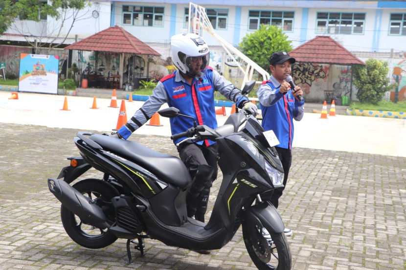 Peserta pelatihan Safety Riding diharapkan bisa mewujudkan berkendara yang berkeselamatan. (Dok. Matapantura.republika.co.id)