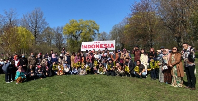 Komunitas diaspora Indonesia bertemu di Parc Angrignon, Montreal, Kanada.  (Dok. Istimewa)