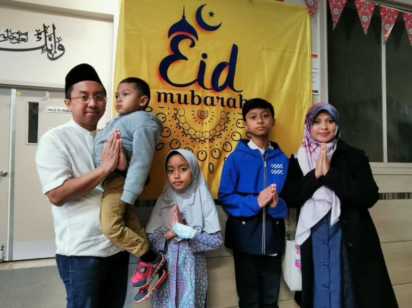 Foto Muhammad Izzul Haq bersama keluarga usai shalat Id (Dok. Istimewa)