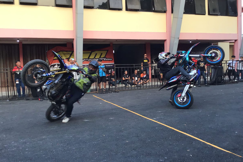 Superchallenge Supermoto Race 2024 Seri Kejurnas menyajikan kejuaraan supermoto yang kompetitif, bergengsi dan menghibur,