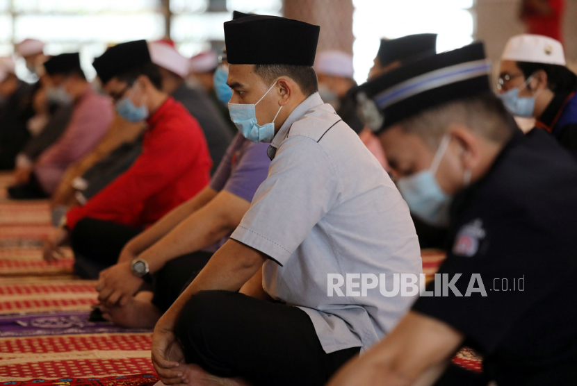 Sholat Id. Berbagai Pimpinan Daerah Muhammadiyah (PDM) di Provinsi DKI Jakarta menyiapkan lokasi tempat penyelenggaraan sholat.