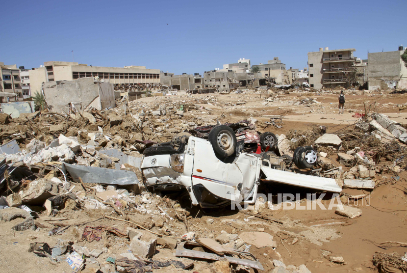 Kerusakan akibat banjir besar terlihat di Derna, Libya, Rabu (13/9/2023). (AP Photo/Yousef Murad/Republika.co.id)