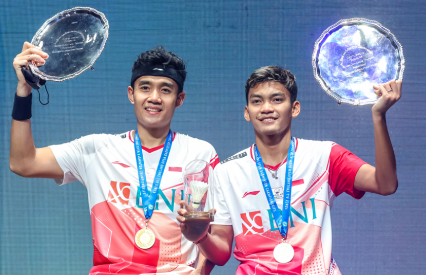 Pasangan muda Indonesia, Bagas Maulana/Muhammad Shohibul Fikri menjuarai All England 2022 dan pantas disebut sebagai The Giants Killer. (sumber: badminton photo)