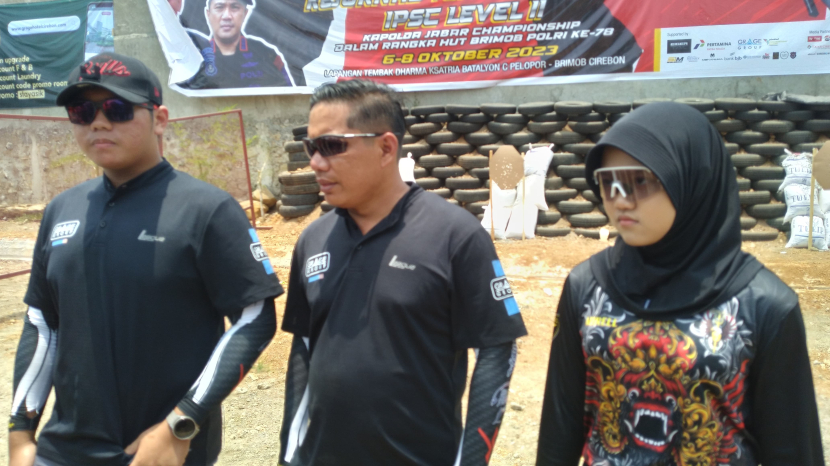 Juara 1, Prabu (kiri). (Istimewa)