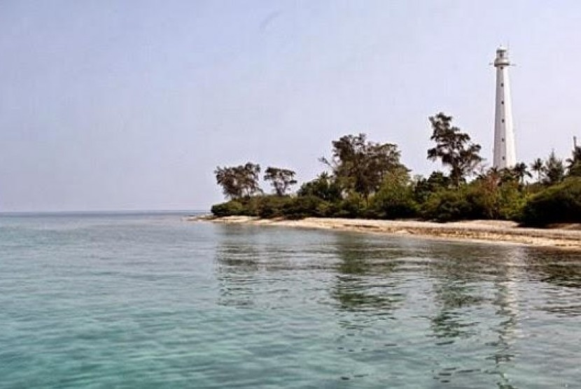 Pulau Edam. Sekitar 2.000 anak diungsikan ke asrama penampungan di Pulau Edam (Kepulauan Seribu). Foto: Republika.