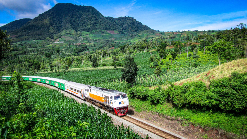 Ilustrasi kereta angkutan barang. (Foto: Dok. Humas PT KAI)