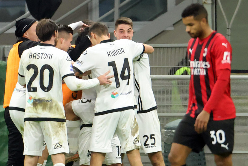 Milan vs Spezia 1-2: Rossoneri Gagal Kudeta Inter