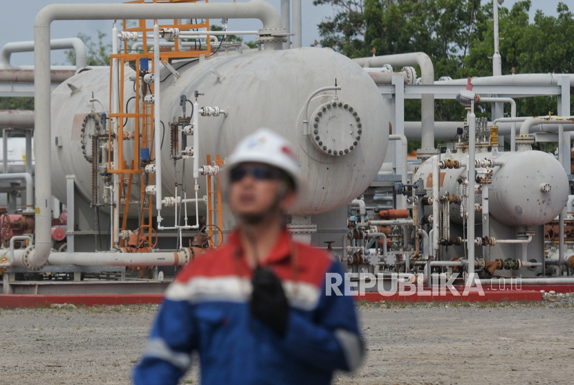 Pertamina of Indonesia discovered new oil reserves di Bekasi, west Java.