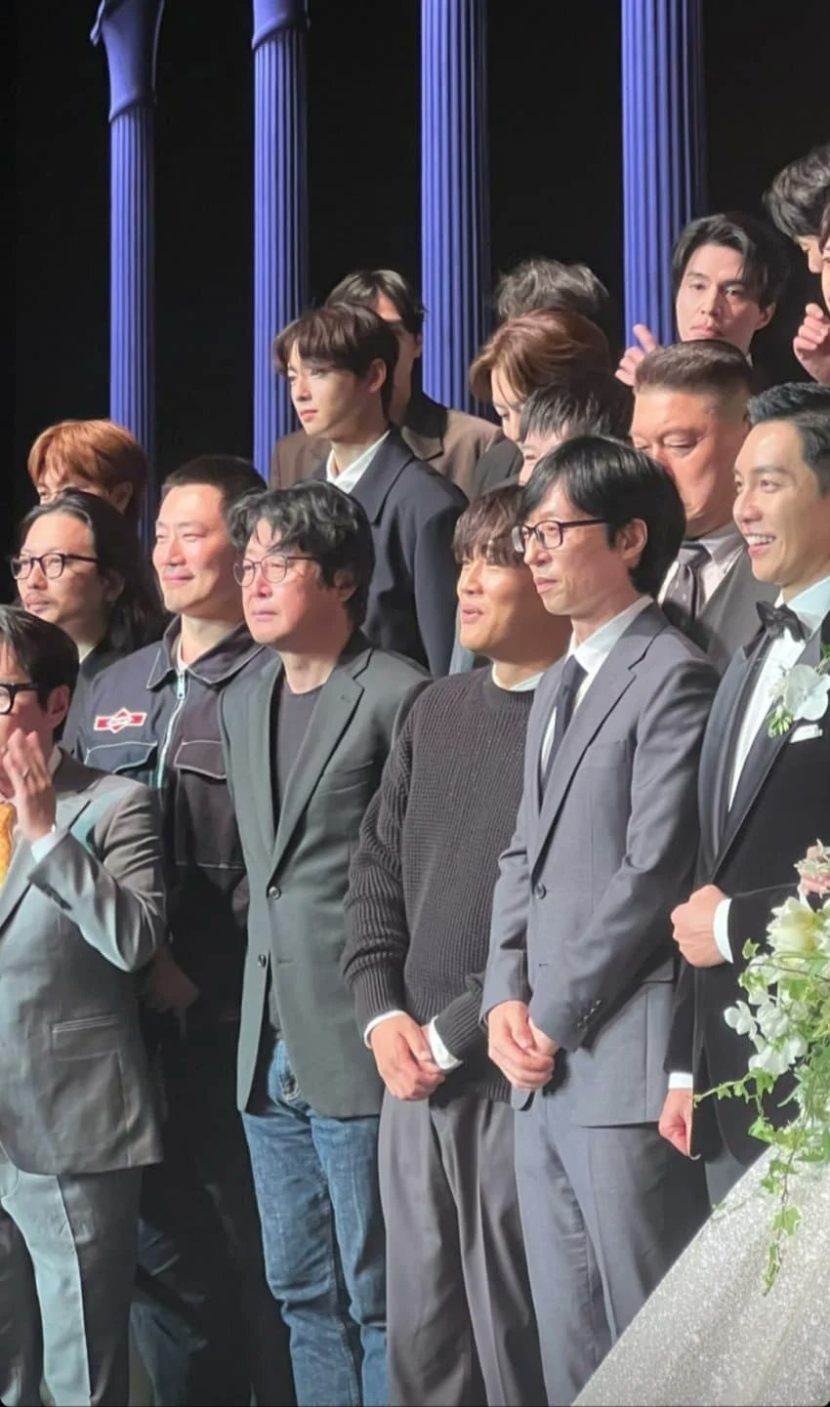 Deretan artis yang hadir di pernikahan Lee Seung-gi dan Lee Da-in. Foto: Twitter