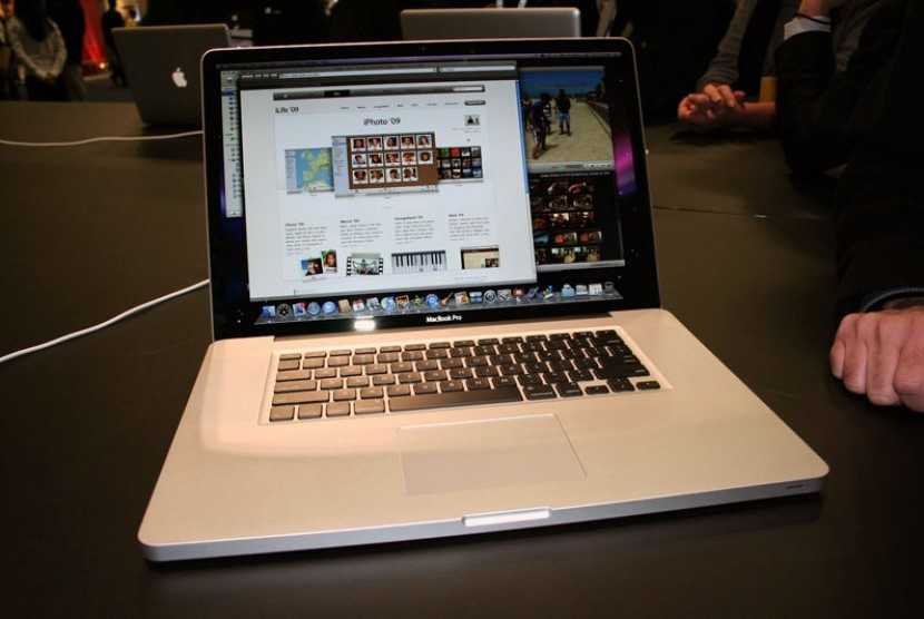 Macbook. Ilustrasi.