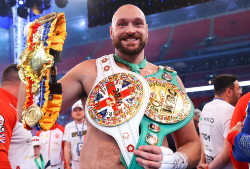 Tyson Fury juara kelas berat versi WBC.