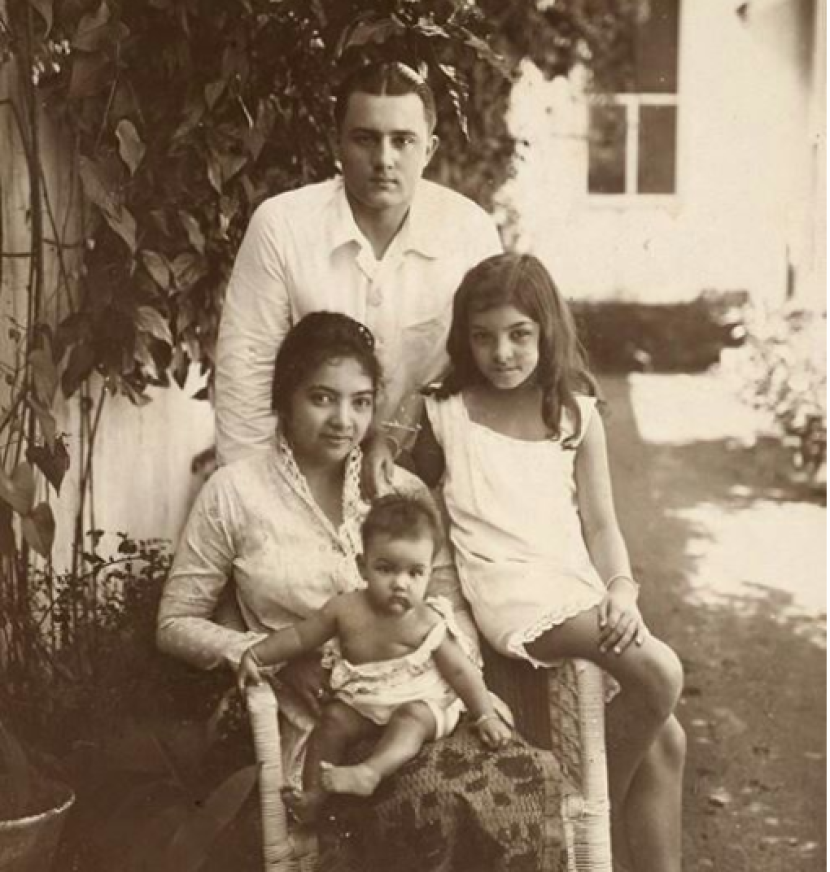 Potret keluarga Indo Belanda. 