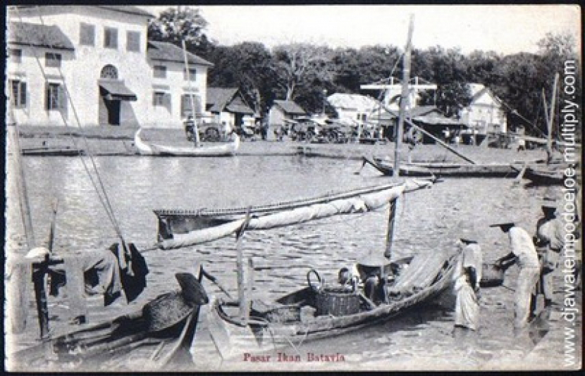 Sungai Ciliwung pada abad ke-18 di Batavia. Sungai Ciliwung dimanfaatkan sebagai tempat pembuangan kotoran manusia pada abad ke-18. Foto: IST.