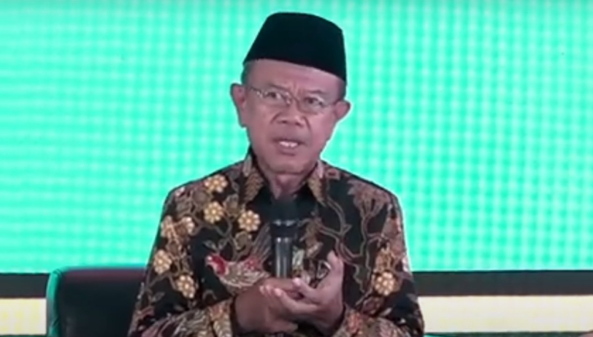 Guru Besar UIN Sunan Kalijaga (Suka) Yogyakarta, Prof Machasin saat menjadi pembicara dalam Halaqah Ulama Nasional di Pondok Pesantren Sunan Drajat, Lamongan, Jawa Timur Rabu (12/7/2023). Foto: Tangkapan Layar