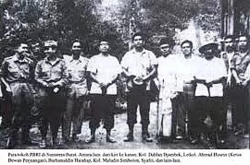 Pemerintahan Darurat Republik Indonesia (PDRI) yang diketuai Syafruddin Prawiranegara.