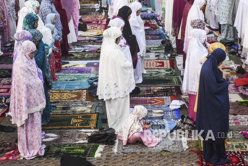 Ilustrasi Sholat Idul Adha. Daftar Lokasi Sholat Idul Adha Muhammadiyah 28 Juni 2023 di Kota Bekasi. Foto: Republika/Abdan Syakura