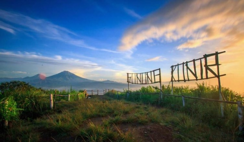 Gunung Kunir jadi salah satu destinasi wisata di Purworejo.