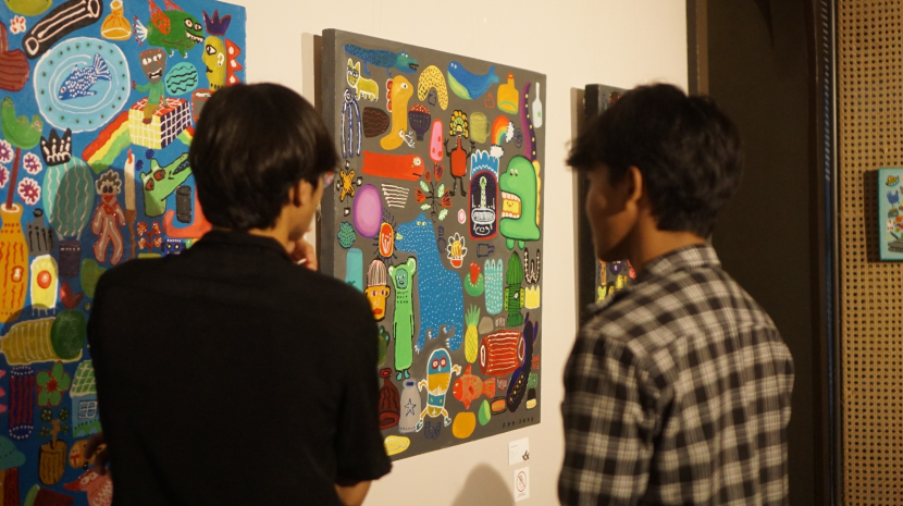 salah satu sudut pameran lukisan, sumber : ARTOTEL YOGYAKARTA