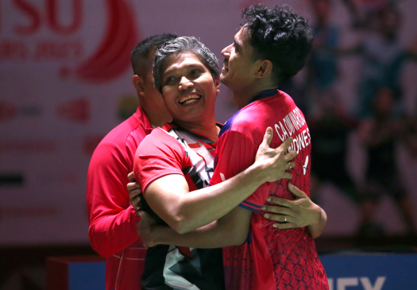 Kemenangan Chico Aura Dwi Wardoyo memastikan All Indonesian Finals di Indonesia Masters 2023. Sebelumnya Jonatan Christie juga telah melangkah ke final. Coach Irwansyah pun sujud syukur di lapangan.