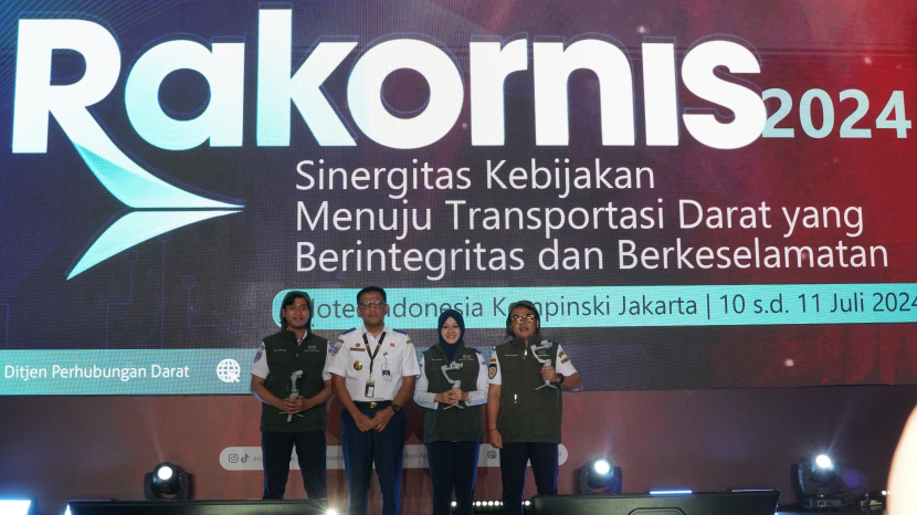 Rapat Koordinasi Teknis Bidang Perhubungan Darat yang digelar di Grand Ballroom Hotel Indonesia Kempinski, Kamis (11/7). (Dok. Matapantura.republika.co.id).