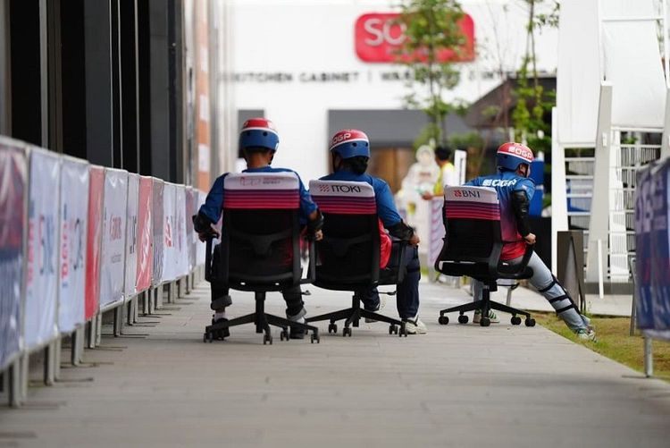 Balapan Kursi Kantor Kembali Hadir, Office Grand Prix 2025 Digelar di Tangerang