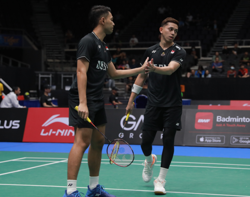 Indonesia meloloskan 5 pasangan ganda putra ke babak kedua Singapore Open 2023. Dengan demikian, hanya unggulan pertama Fajar Alfian/Muhammad Rian Ardianto yang gugur di babak pertama.