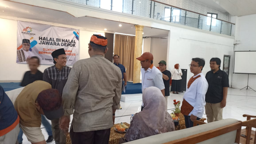 Wakil Wali Kota Depok, Imam Budi Hartono menghadiri acara halal bihalal Jawara Kota Depok.