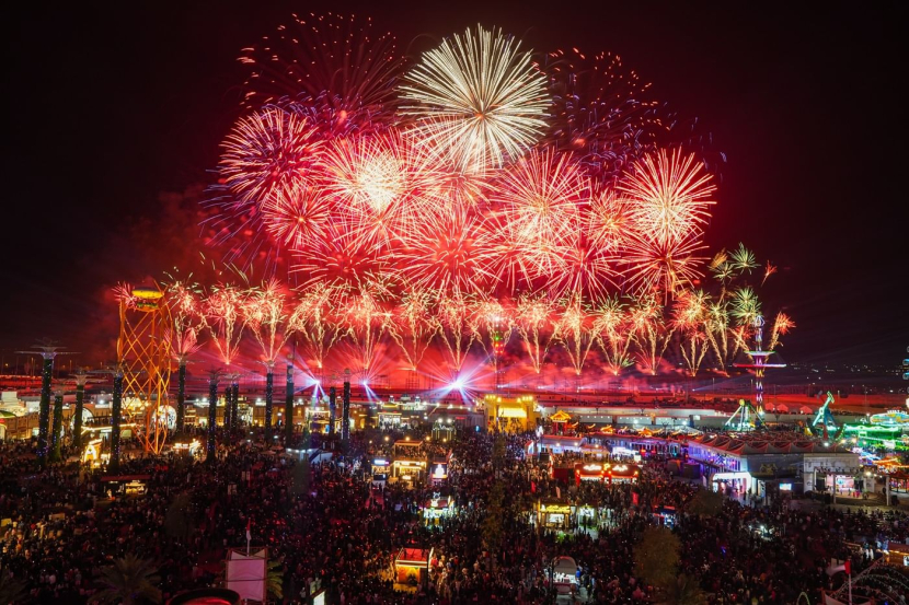 Festival Sheikh Zayed (Sheikh Zayed Festival) pada malam perayaan Tahun Baru 2024 (dok. WAM news)