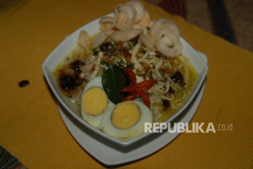 Ilustrasi soto ayam. Menu Berbuka Puasa: Resep Soto Lamongan. Foto: Republika/Amin Madani